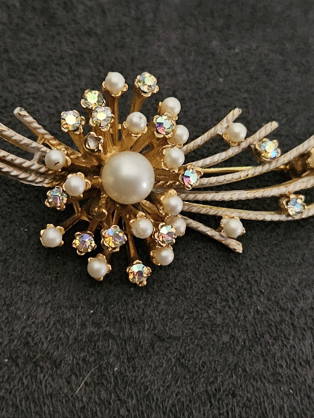 Vintage BSK Starburst Brooch Pin Gold Tone Faux Pearl Aurora Borealis 1960s